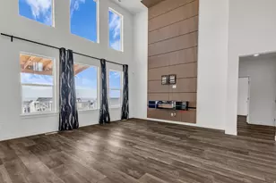 2468 N Paintbrush Dr, Saratoga Springs, UT 84045 - Photo 9