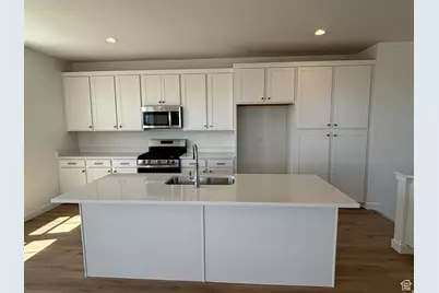 7061 W South Jordan Pkwy S, South Jordan, UT 84009 - Photo 9