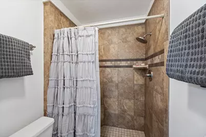 1937 E Wasatch Blvd, Sandy, UT 84092 - Photo 15