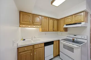 1937 E Wasatch Blvd, Sandy, UT 84092 - Photo 25