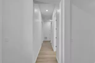 253 E Polaris Dr S, Saratoga Springs, UT 84045 - Photo 3