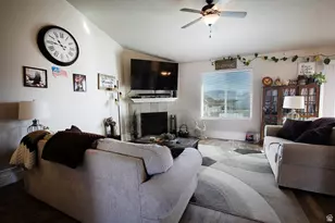 445 S Hinckley Rd, Grantsville, UT 84029 - Photo 7