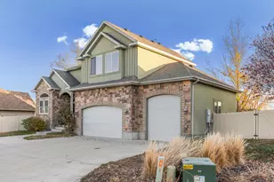 1337 W Natasha Cir S, Riverton, UT 84065 - Photo 43