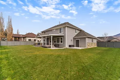 6043 N Lariat Ln, Mountain Green, UT 84050 - Photo 39