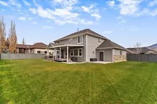 6043 N Lariat Ln, Mountain Green, UT 84050 - Photo 39