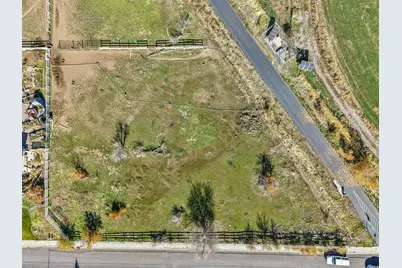 1377 E Maple St, Mapleton, UT 84664 - Photo 13