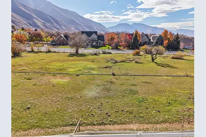 1377 E Maple St, Mapleton, UT 84664 - Photo 11