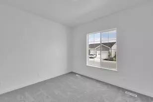 263 E Polaris Dr S, Saratoga Springs, UT 84045 - Photo 5