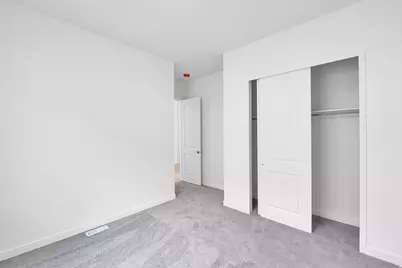 263 E Polaris Dr S #104, Saratoga Springs, UT 84045 - Photo 7