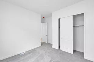 263 E Polaris Dr S, Saratoga Springs, UT 84045 - Photo 7