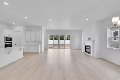 263 E Polaris Dr S #104, Saratoga Springs, UT 84045 - Photo 17