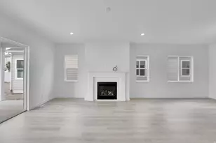 263 E Polaris Dr S, Saratoga Springs, UT 84045 - Photo 13