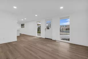 941 E Carnation Dr, Sandy, UT 84094 - Photo 3