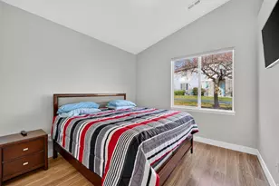 4758 W Wagon Train Dr S, Herriman, UT 84065 - Photo 9