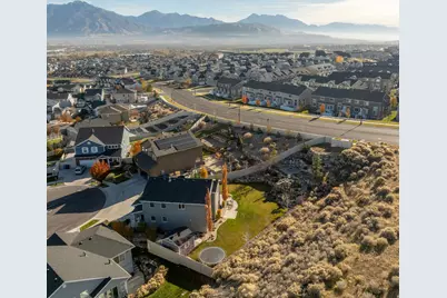 14342 S Dusty Meadow Cir W, Herriman, UT 84096 - Photo 11