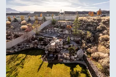 14342 S Dusty Meadow Cir W, Herriman, UT 84096 - Photo 9