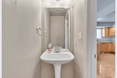 425 W 1120 N, American Fork, UT 84003 - Photo 9