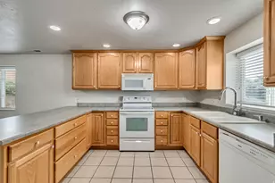 425 W 1120 N, American Fork, UT 84003 - Photo 23