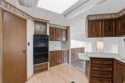 3750 S Midland Dr #45 W, Roy, UT 84067 - Photo 9