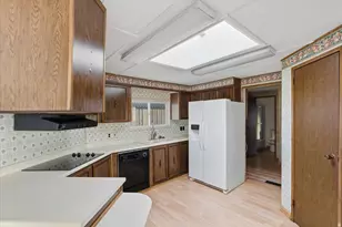 3750 S Midland Dr #45 W, Roy, UT 84067 - Photo 7