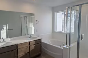 763 N Pheasantbrook Dr, Centerville, UT 84014 - Photo 9