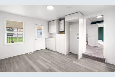 942 E Gentile St, Layton, UT 84041 - Photo 17