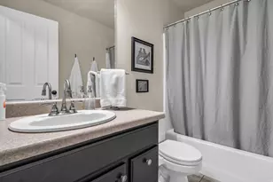 204 W Lyman Ln, Bountiful, UT 84010 - Photo 17