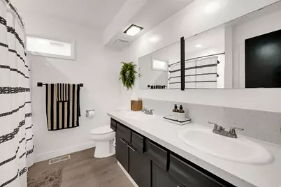 7361 S 2700 W, West Jordan, UT 84084 - Photo 17