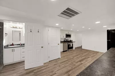 7361 S 2700 W, West Jordan, UT 84084 - Photo 27