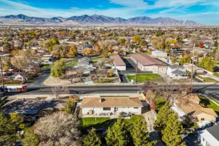 7361 S 2700 W, West Jordan, UT 84084 - Photo 41