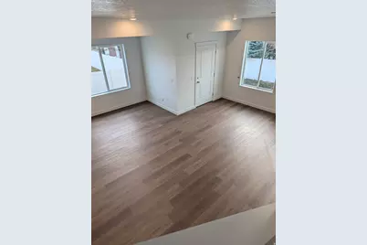 751 N Pheasantbrook Dr, Centerville, UT 84014 - Photo 3