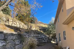 937 Windsor Ln, Bountiful, UT 84010 - Photo 3