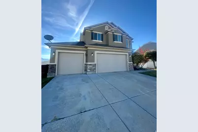 647 W Mulberry St, Stansbury Park, UT 84074 - Photo 3