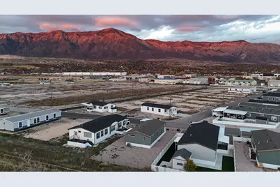 1700 W 2700 N #37, Pleasant View, UT 84404 - Photo 9