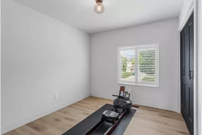 10932 S Segovia Cir, Sandy, UT 84094 - Photo 23