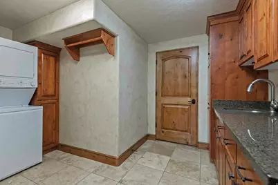 8778 S Falcon Heights Ln, Sandy, UT 84093 - Photo 57