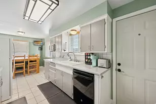 6460 S Blaine Dr W, Murray, UT 84107 - Photo 7