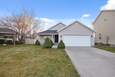 167 W Apple Ave N, Saratoga Springs, UT 84045 - Photo 3