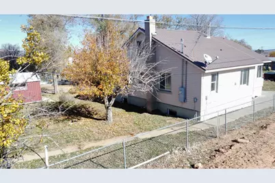 64 S 200 W, Monticello, UT 84535 - Photo 27