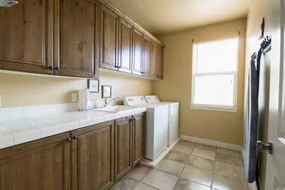 1126 S Valley View Dr W, Santaquin, UT 84655 - Photo 61