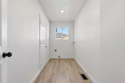 993 S 1660 E, Spanish Fork, UT 84660 - Photo 17