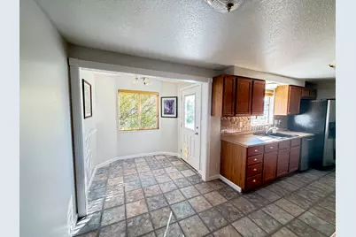 669 W 200 S, Price, UT 84501 - Photo 7