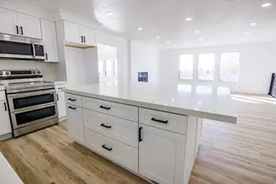 521 S 1660 E, Pleasant Grove, UT 84062 - Photo 9