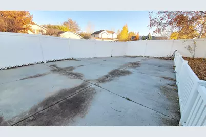 107 Pebble Beach Dr, Stansbury Park, UT 84074 - Photo 45