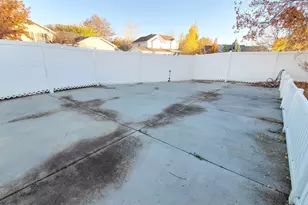 107 Pebble Beach Dr, Stansbury Park, UT 84074 - Photo 45