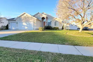 107 Pebble Beach Dr, Stansbury Park, UT 84074 - Photo 3