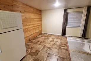 107 Pebble Beach Dr, Stansbury Park, UT 84074 - Photo 29