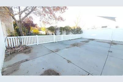 107 Pebble Beach Dr, Stansbury Park, UT 84074 - Photo 49