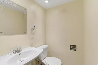 3931 W Dansere Cir, West Jordan, UT 84088 - Photo 29