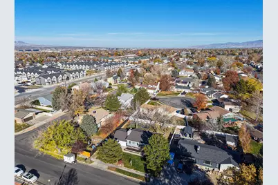 735 E Dusty Creek Ave, Sandy, UT 84094 - Photo 37